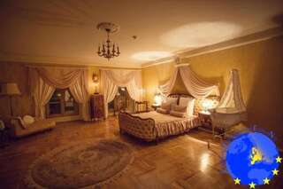 Отель Pakruojis Manor Hotel Пакруойис Номер с кроватью размера «queen-size»-2
